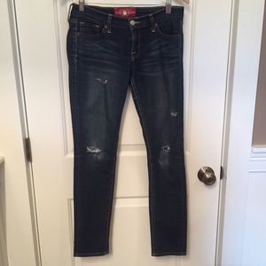LUCKY BRAND JEANS BLUE DENIM DISTRESSED RIPS STRAIGHT LEG ANKLE SIZE 2/26